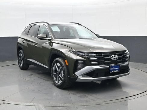Certified 2025 Hyundai Tucson SEL image 3