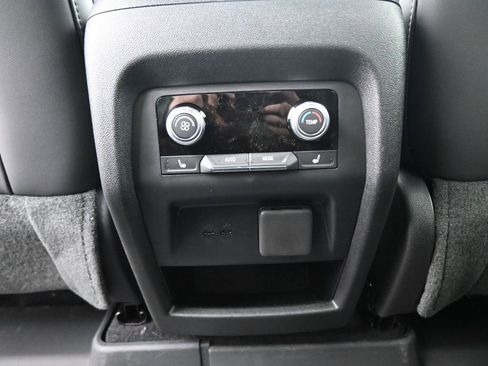 New 2026 GMC Acadia AT4 w/ Luxury Package AWD/4WD image 22