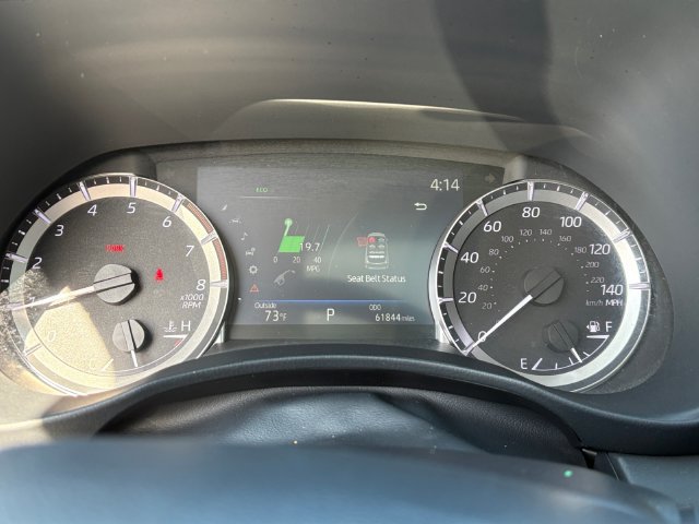 Used 2023 Toyota Highlander XLE AWD/4WD image 24