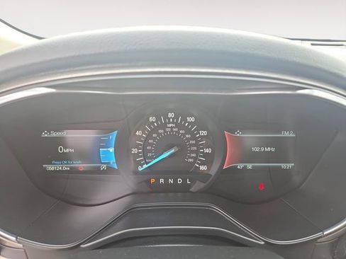 Used 2020 Ford Fusion SEL image 20