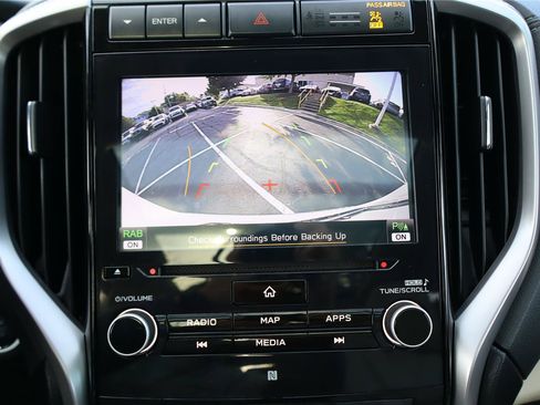 Used 2021 Subaru Ascent Limited w/ Technology Package AWD/4WD image 19