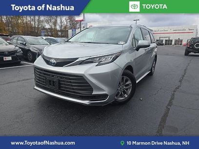 Certified 2022 Toyota Sienna LE