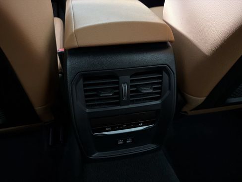 Used 2023 BMW 330i Sedan w/ Driving Assistance Package RWD image 31