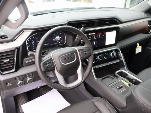 New 2026 GMC Sierra 3500 Denali w/ Denali Reserve Package image 26