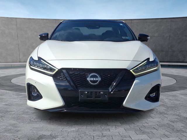 Used 2023 Nissan Maxima SR w/ Sport Mat Group FWD image 2