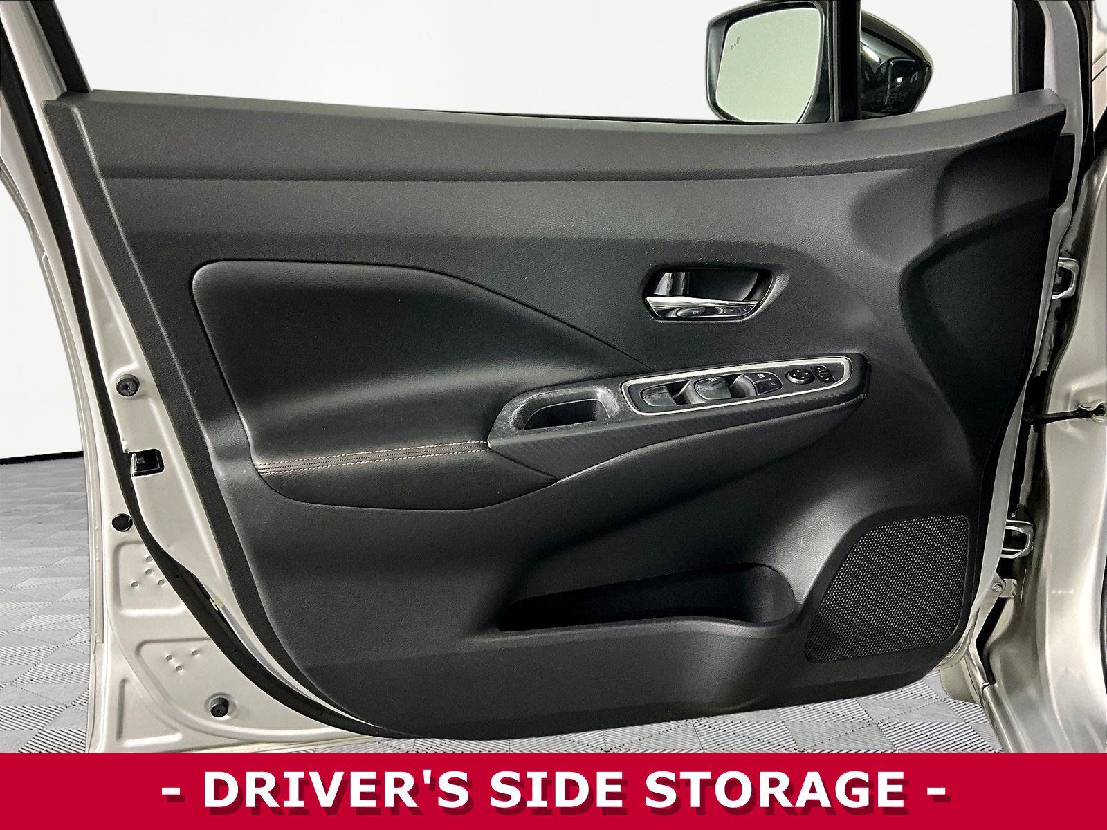 Used 2020 Nissan Versa SR w/ Convenience Package FWD image 20