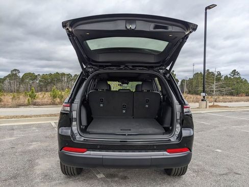 New 2026 Jeep Grand Cherokee Limited image 42