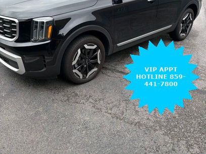 Used 2025 Kia Telluride S