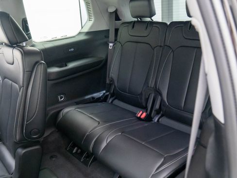 Used 2021 Jeep Grand Cherokee L Limited image 17