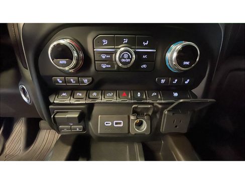 Used 2020 GMC Sierra 1500 SLT w/ SLT Premium Plus Package AWD/4WD image 14