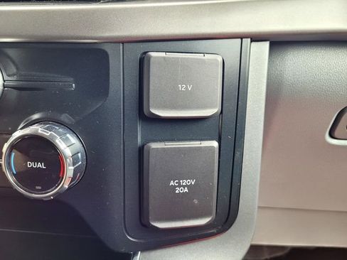 Used 2025 Ford F150 XLT w/ Equipment Group 301A Standard AWD/4WD image 17