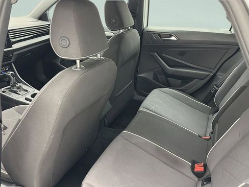 Used 2025 Volkswagen Jetta Sport FWD image 8