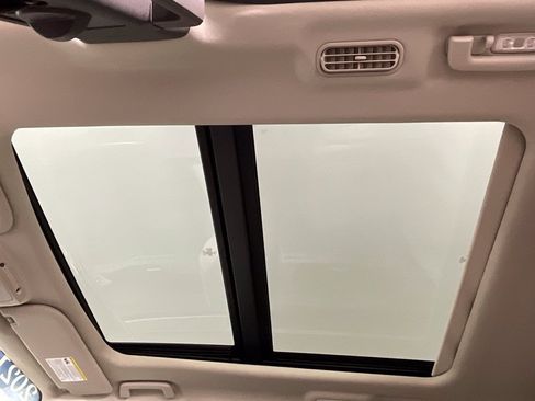 Certified 2021 Ford Expedition XLT RWD image 21