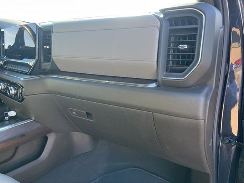 Used 2024 GMC Sierra 2500 SLT w/ SLT Premium Package image 61