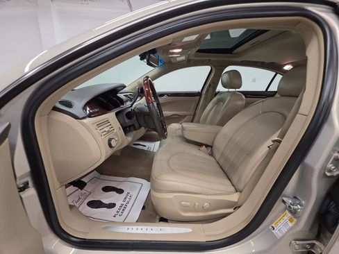Used 2008 Buick Lucerne CXL w/ Driver Confidence Package FWD image 8