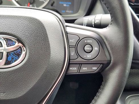 Used 2020 Toyota Corolla SE w/ Carpet Mat Package (TMS) image 18