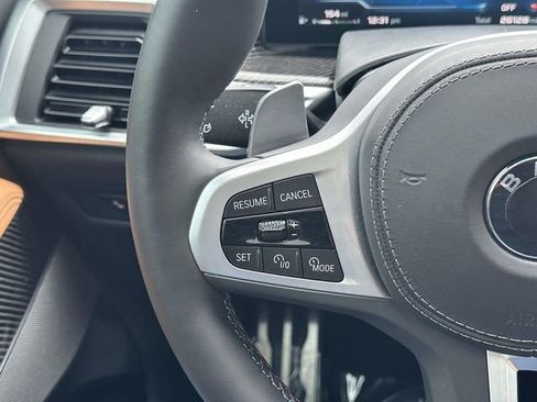 Certified 2025 BMW X5 M60i w/ Executive Package image 32