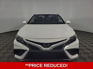 Used 2023 Toyota Camry SE video 2