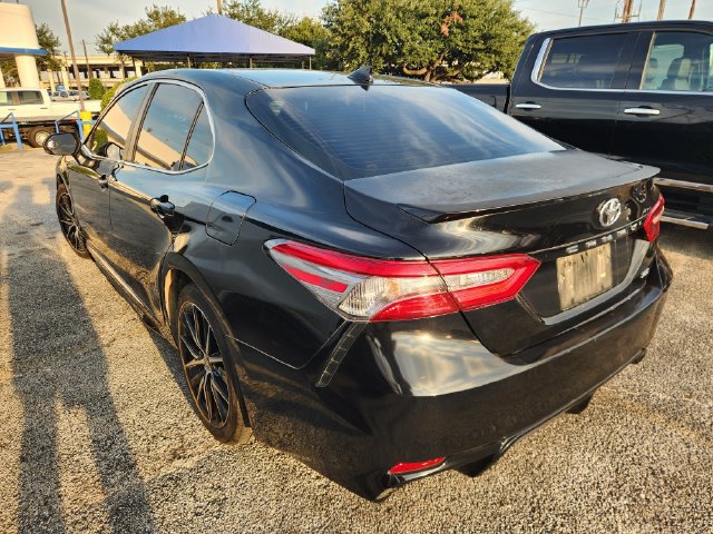 Used 2024 Toyota Camry SE FWD image 4