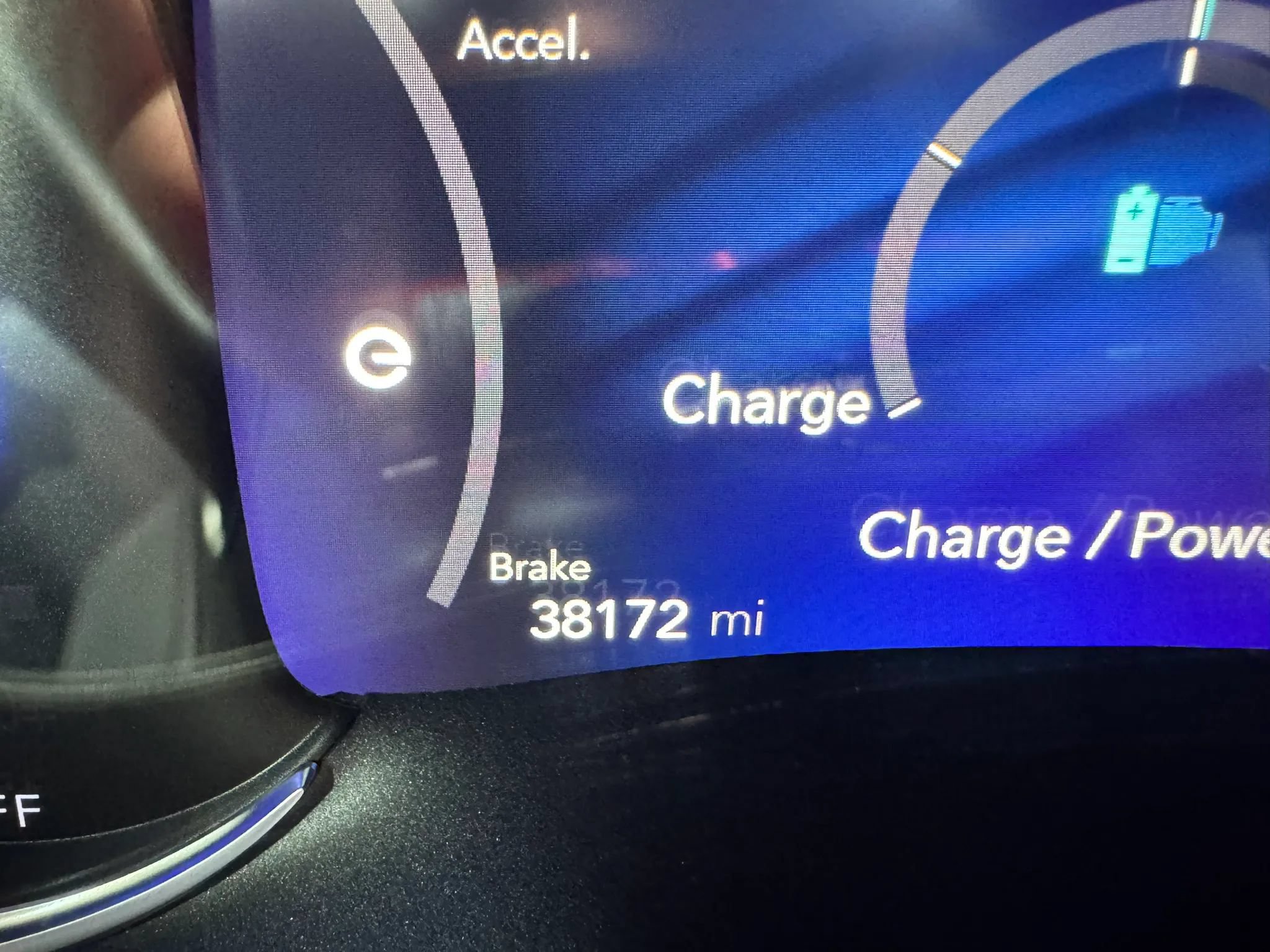 Used 2021 Chrysler Pacifica Touring-L w/ S Appearance Package FWD image 34