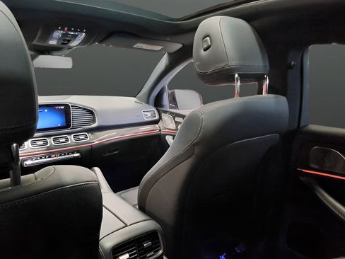 Used 2024 Mercedes-Benz GLE 53 AMG 4MATIC Coupe w/ Driver Assistance Package image 35