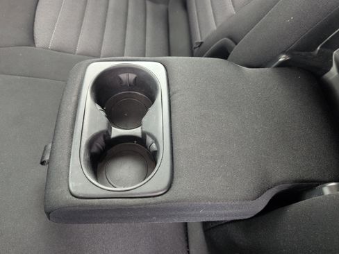 Used 2022 Ford Edge SE w/ Black Appearance Package image 21