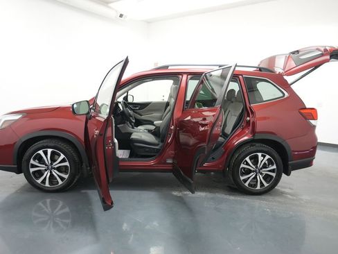 Used 2020 Subaru Forester Limited w/ Popular Package #3 AWD/4WD image 28