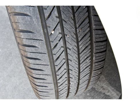 Used 2024 Chevrolet Equinox RS FWD image 28