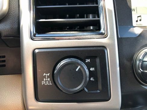 Used 2019 Ford F350 Lariat w/ Chrome Package image 8