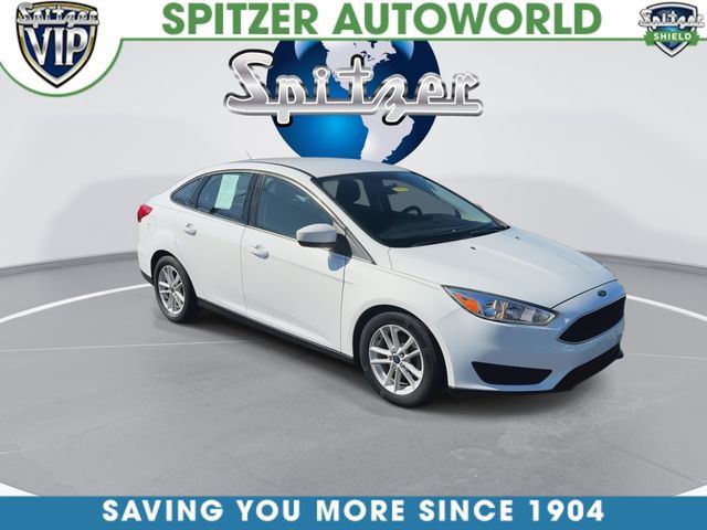 Used 2018 Ford Focus SE FWD image 2