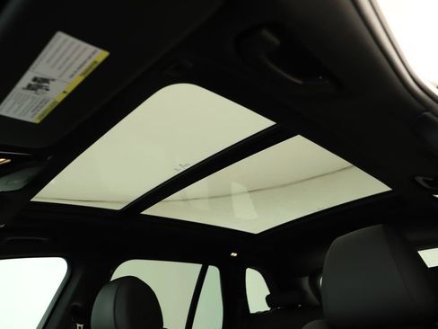 Used 2022 BMW X5 sDrive40i w/ Premium Package RWD image 26