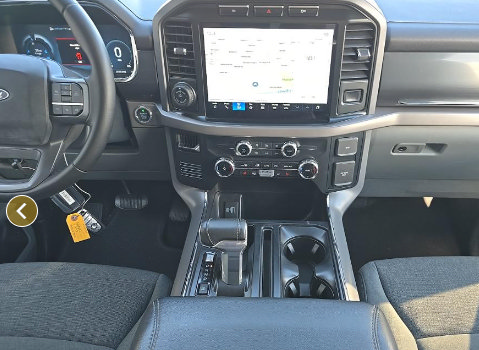 Used 2024 Ford F150 Lightning XLT AWD/4WD image 10