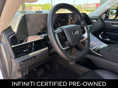Certified 2025 INFINITI QX80 Sensory AWD/4WD image 19