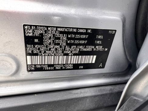 Used 2021 Toyota RAV4 XLE FWD image 34