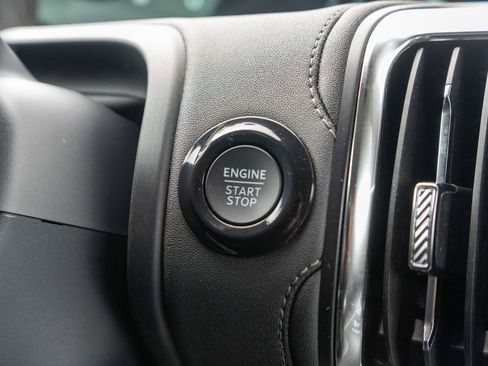 Used 2025 Ford Expedition Platinum AWD/4WD image 25