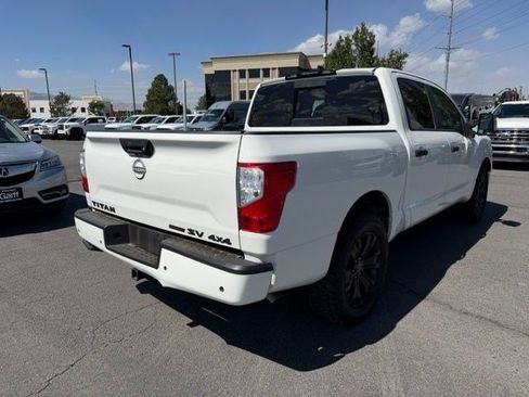 Used 2023 Nissan Titan SV w/ SV Convenience Package AWD/4WD image 12
