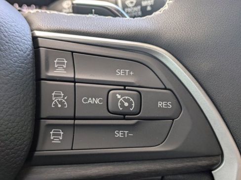 New 2025 Jeep Grand Cherokee L Limited w/ Black Appearance Package image 23