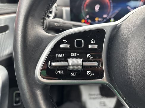 Used 2022 Mercedes-Benz CLA 250 4MATIC image 19