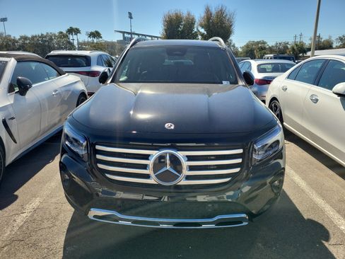 Used 2026 Mercedes-Benz GLB 250 GLB 250 image 2