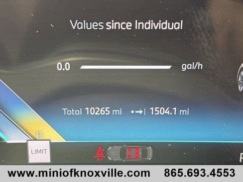 Used 2025 BMW 530i xDrive AWD/4WD image 32