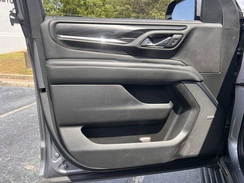 Used 2021 GMC Yukon Denali w/ Denali Premium Package RWD image 10