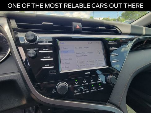Used 2020 Toyota Camry LE FWD image 24