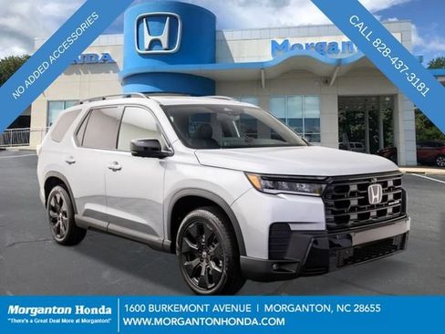New 2026 Honda Pilot Black Edition image 8
