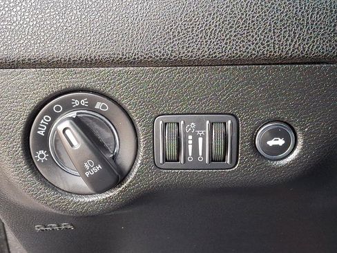 Certified 2023 Chrysler 300 S image 26