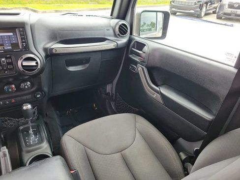 Used 2017 Jeep Wrangler Unlimited Sport w/ Quick Order Package 24S AWD/4WD image 20