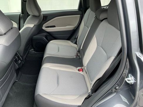 Used 2025 Subaru Forester Premium AWD/4WD image 11