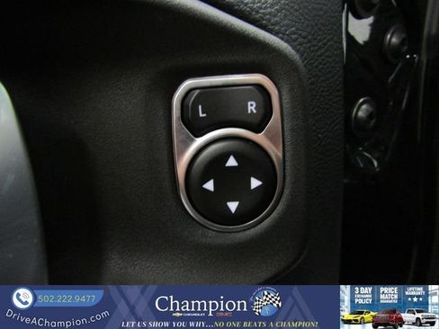 Used 2023 Jeep Gladiator Rubicon w/ LED Lighting Group AWD/4WD image 25