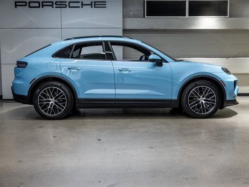 New 2025 Porsche Macan Electric image 15
