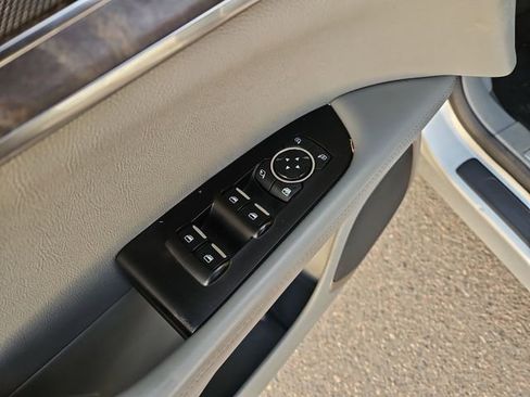 Used 2019 Lincoln Nautilus Reserve w/ Cargo Utility Package AWD/4WD image 27