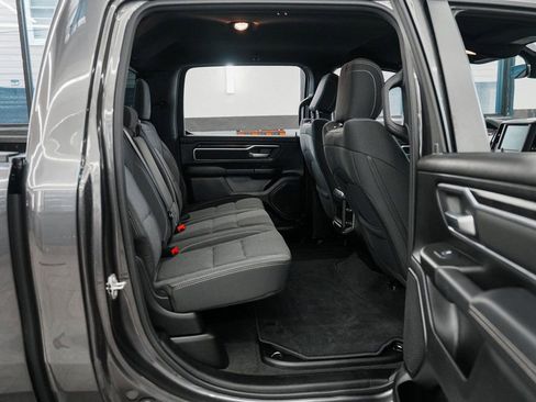 Used 2023 RAM 1500 Big Horn image 32